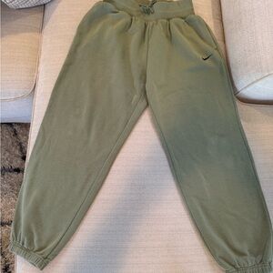 Nike Green Sweatpants Relaxed Fit Joggers